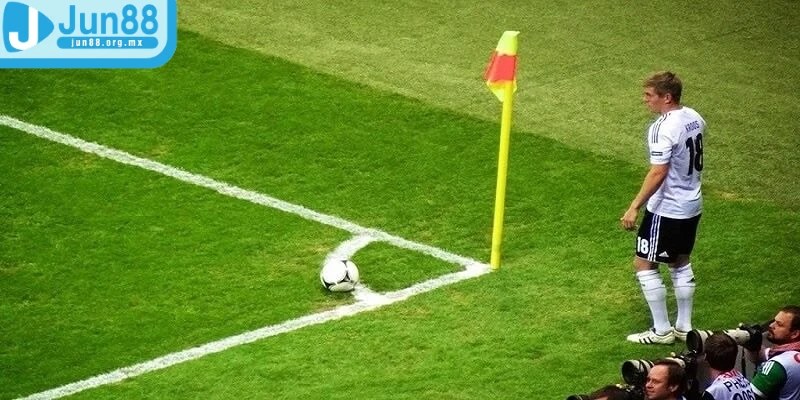 Đánh giá thực lực của hai đội bóng trước khi quyết định cược